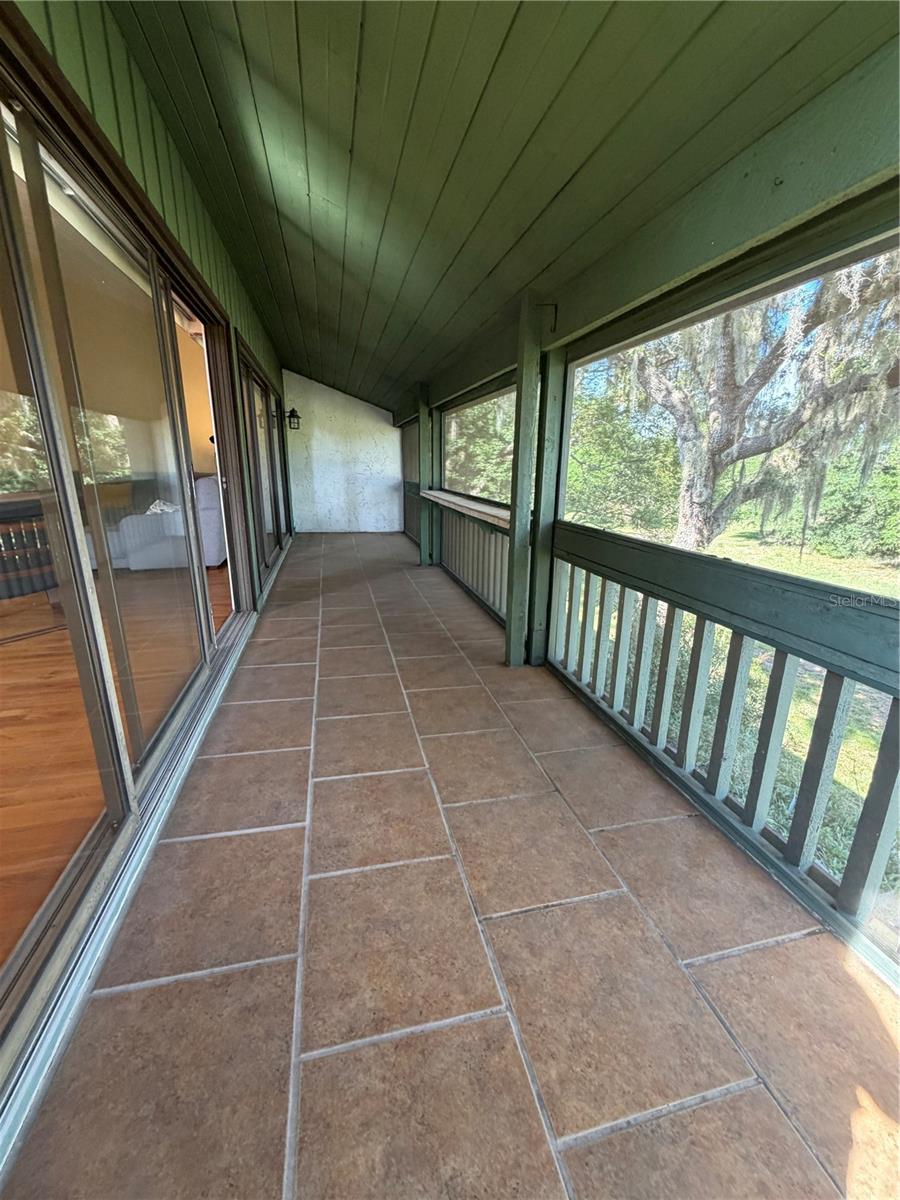 GRENELEFE TWNHSE AREA TR 31 - Residential