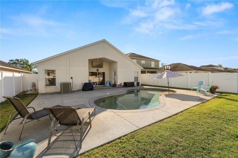 A home in LAKELAND