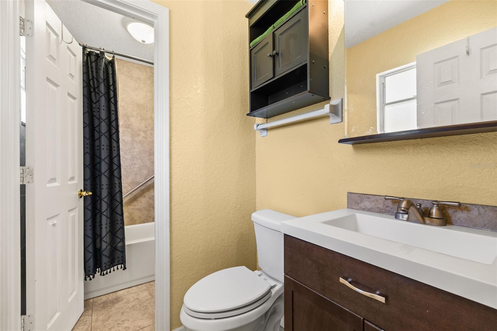 FAIRLANE ESTATES SEC 1 REP - Residential