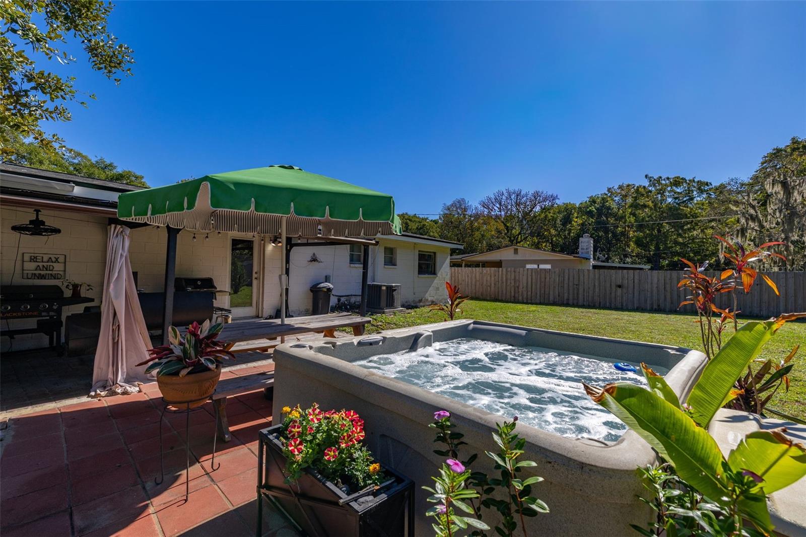 FAIRLANE ESTATES SEC 1 REP - Residential