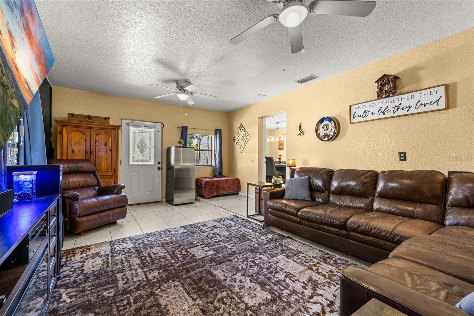 FAIRLANE ESTATES SEC 1 REP - Residential