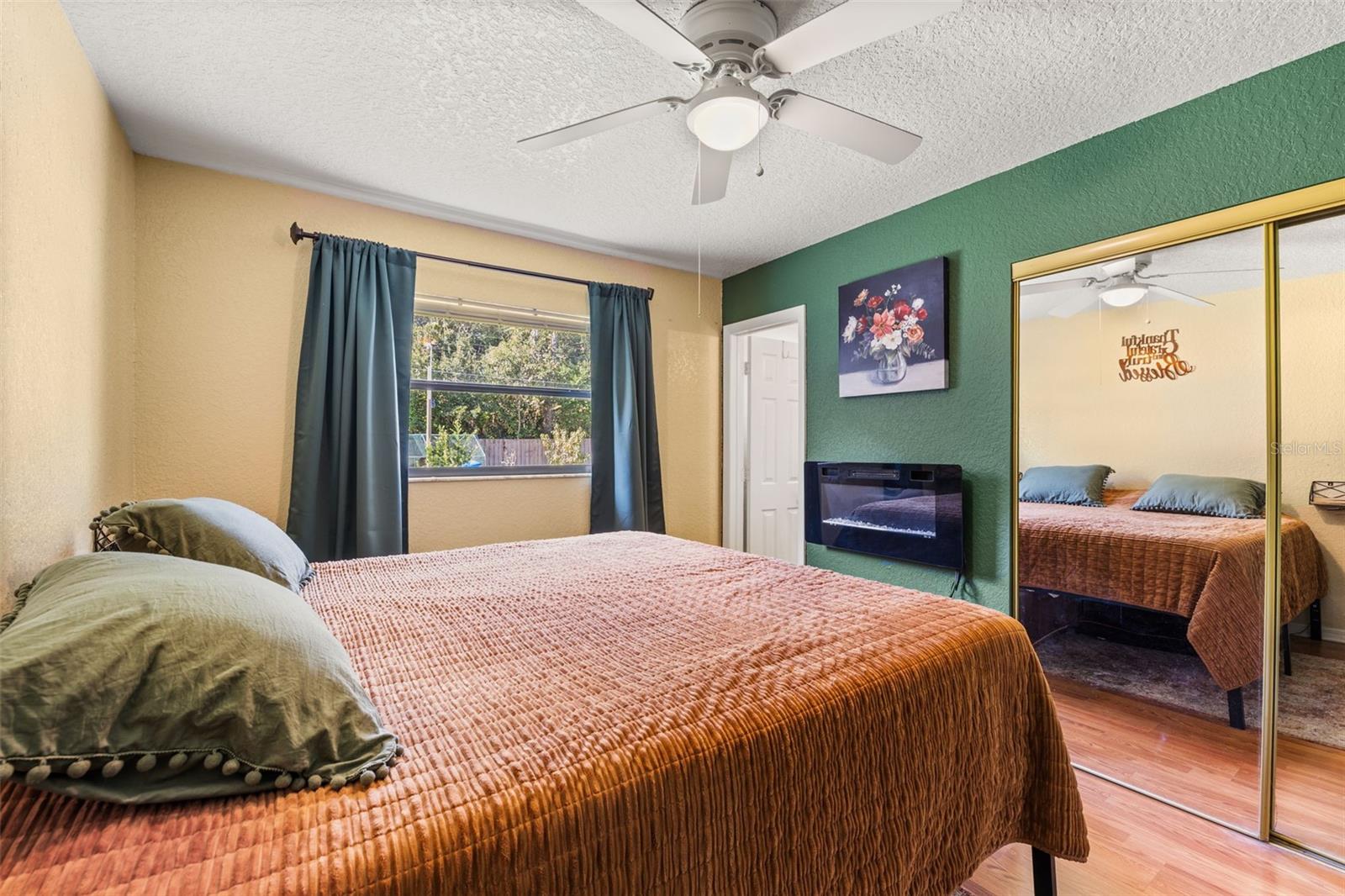 FAIRLANE ESTATES SEC 1 REP - Residential