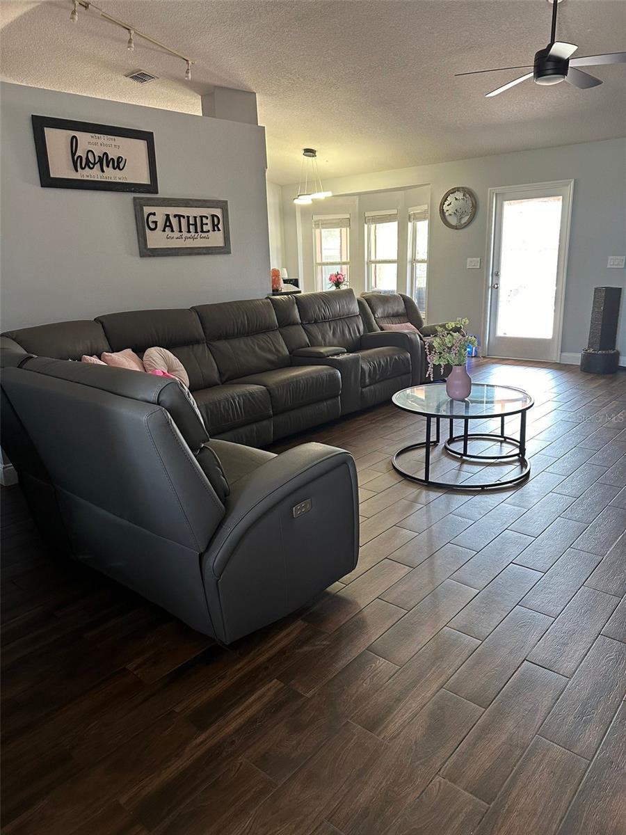 SWEETWATER CREEK UNIT 1 - Residential