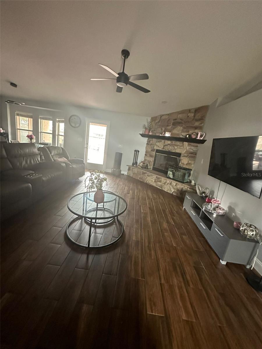 SWEETWATER CREEK UNIT 1 - Residential