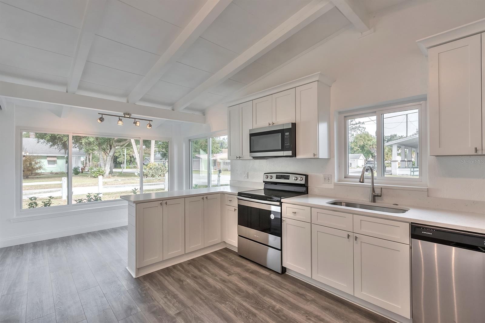 Mendall Homestead - Residential