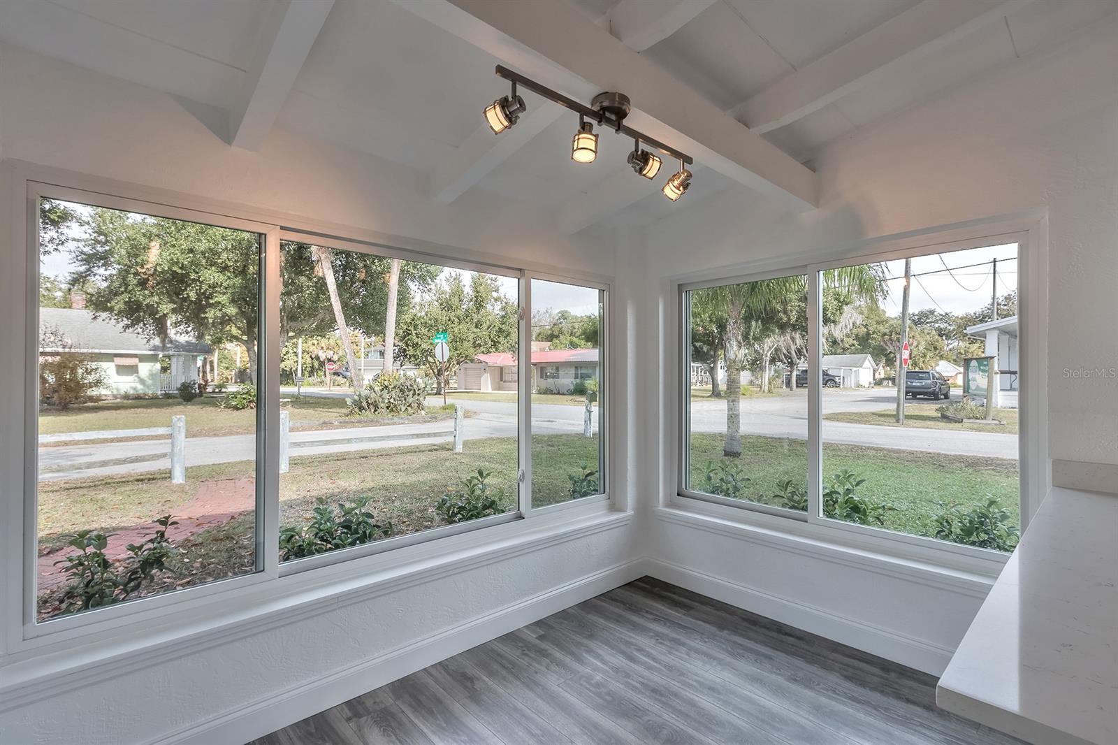 Mendall Homestead - Residential