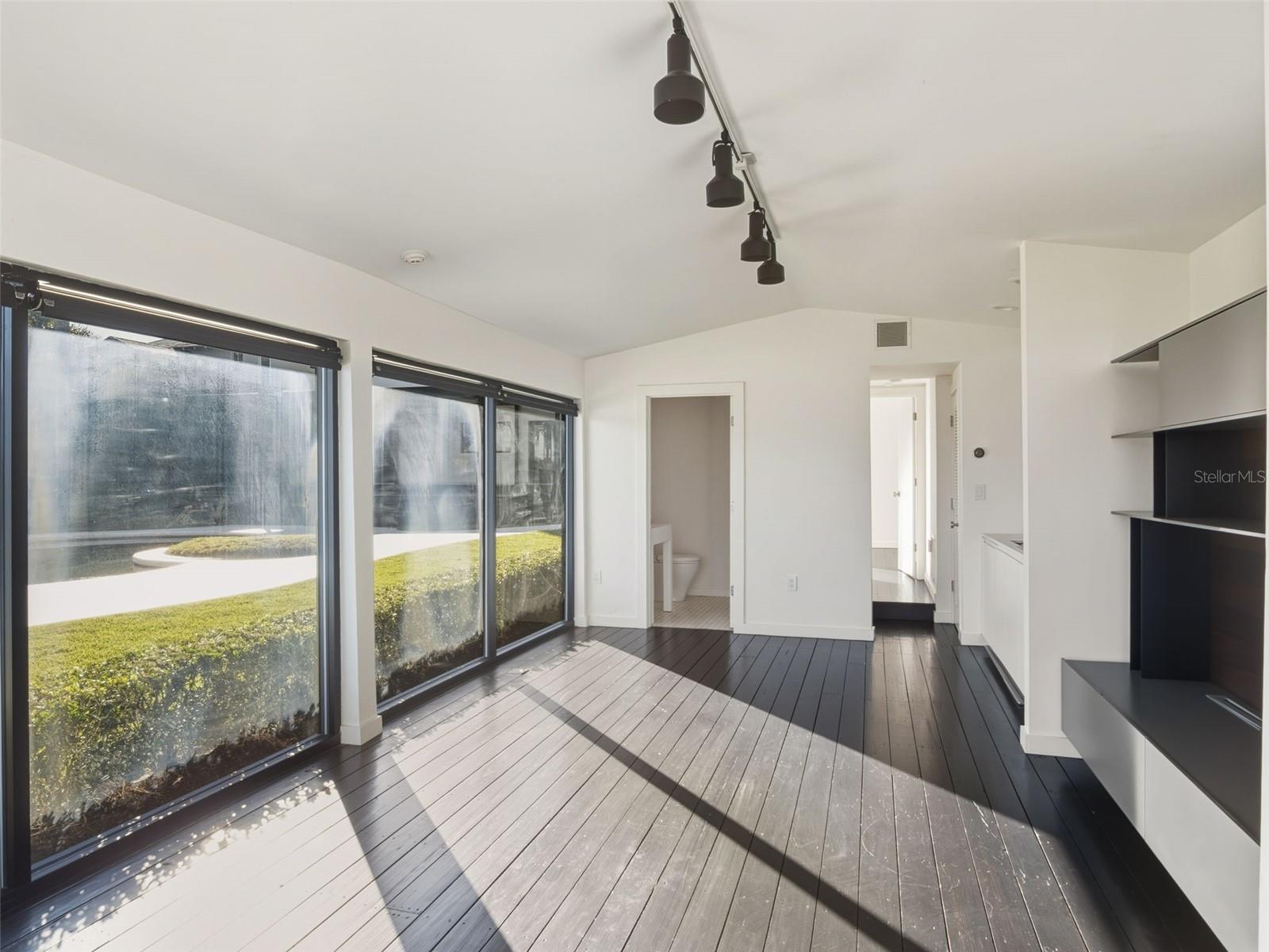 VIRGINIA HEIGHTS - Residential