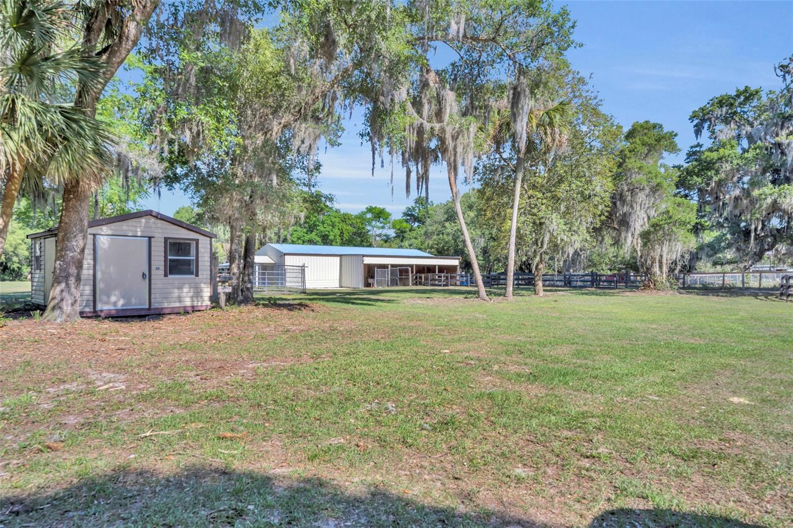 ACREAGE & UNREC - Residential