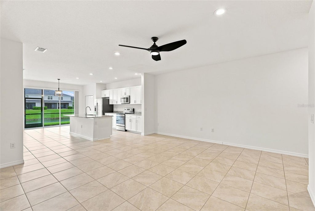 Photo of 8514 Canyon Creek Trail, Parrish, FL 34219 (MLS # TB8541906)