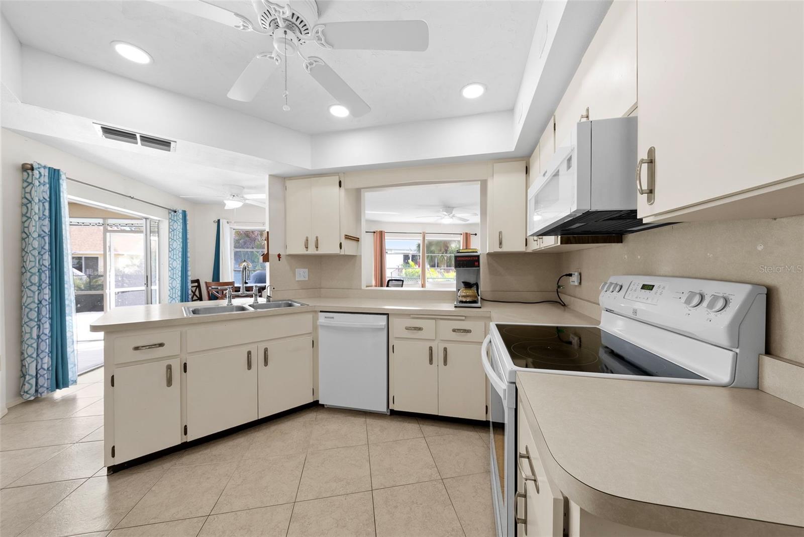 GULF AIRE 1ST ADD - Residential