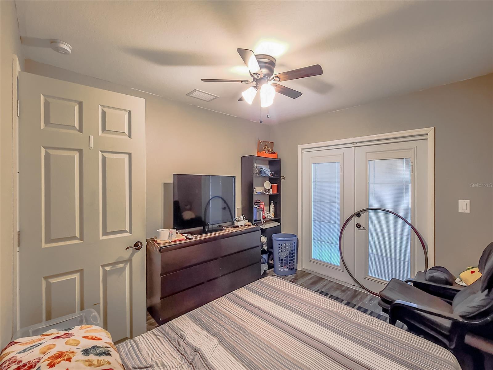 Florida Shores 01 - Residential