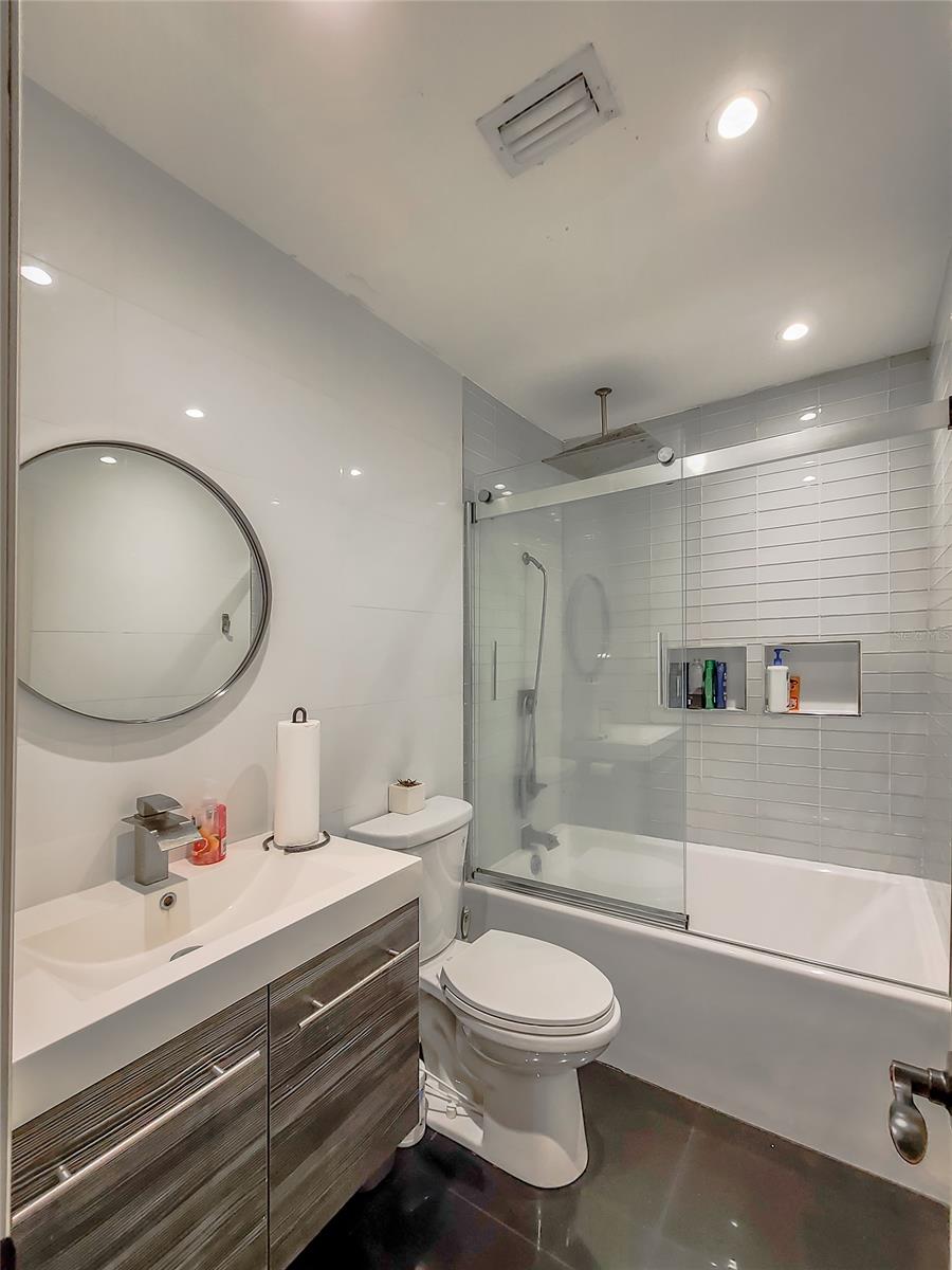 Florida Shores 01 - Residential