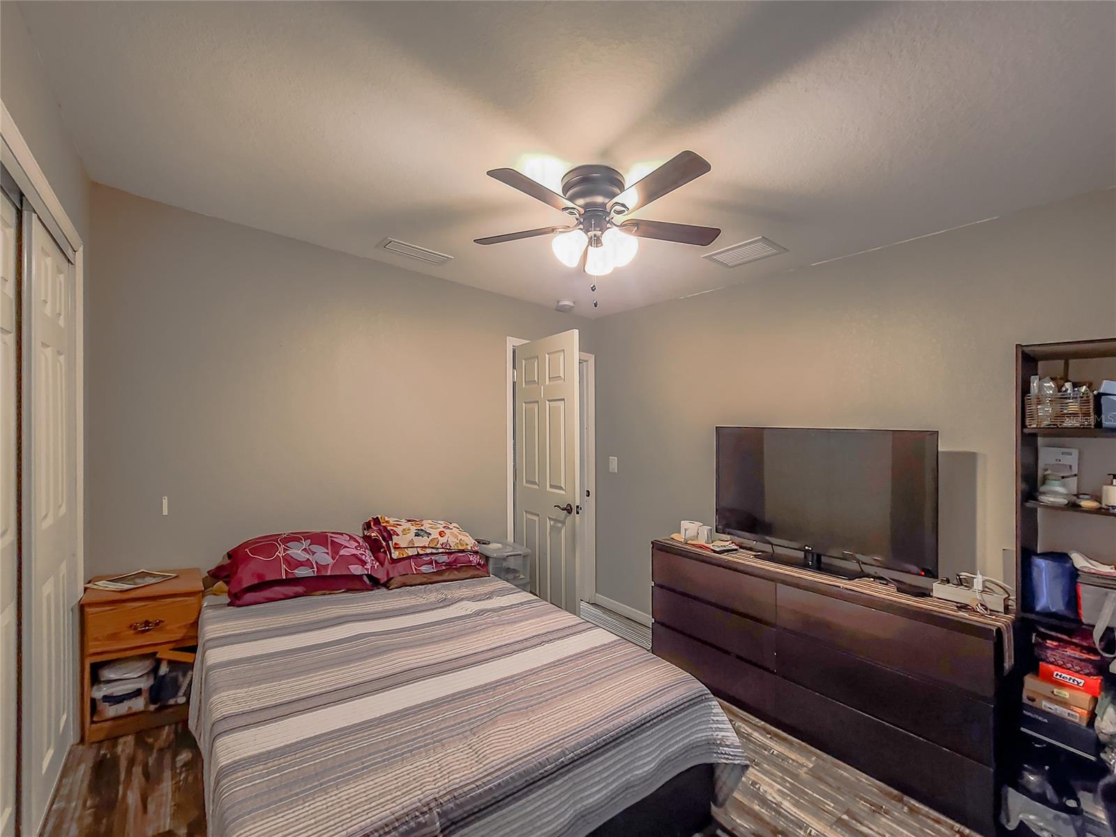 Florida Shores 01 - Residential