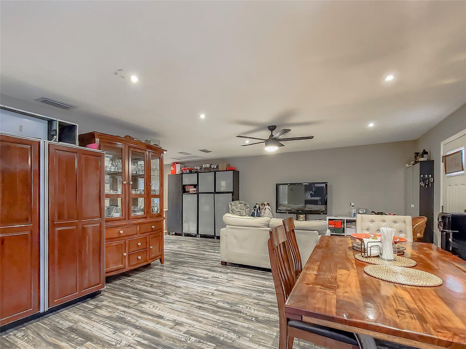 Florida Shores 01 - Residential