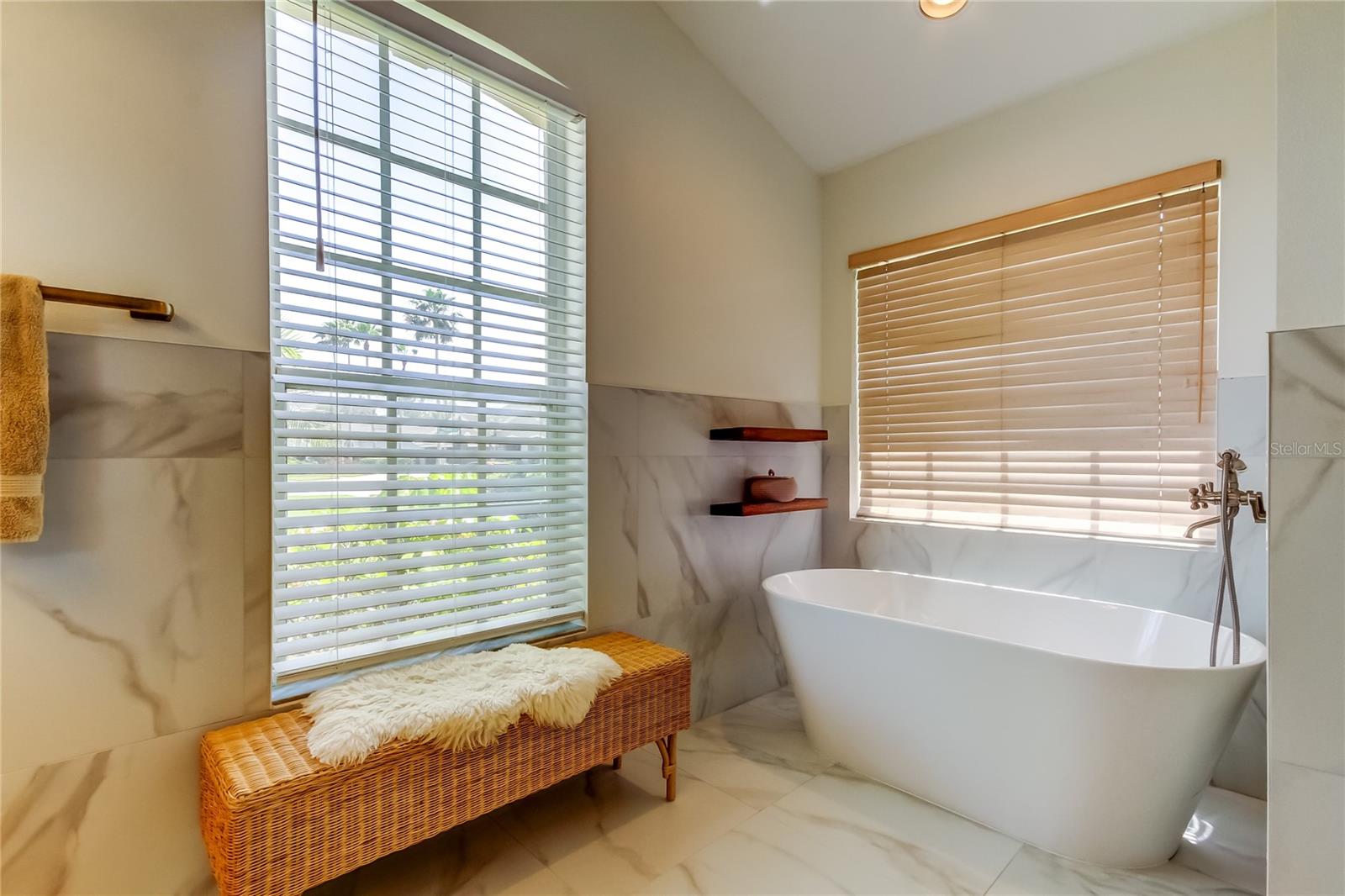 WESTCHASE SEC 223 - Residential Lease
