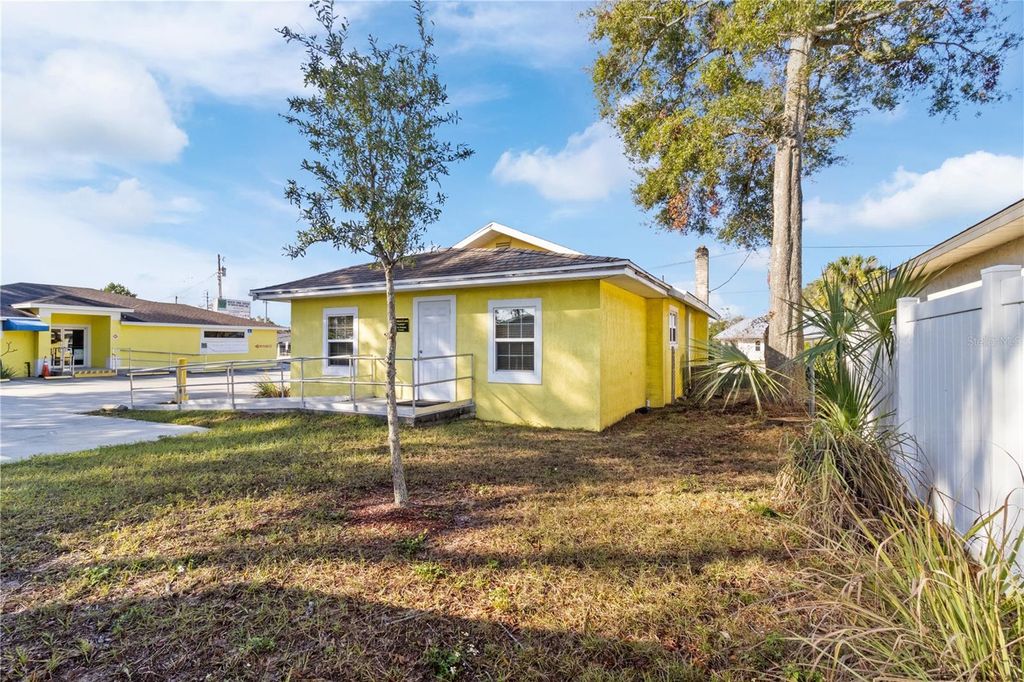 Photo of 524 1st Street S, Winter Haven, FL 33880 (MLS # L4949798)