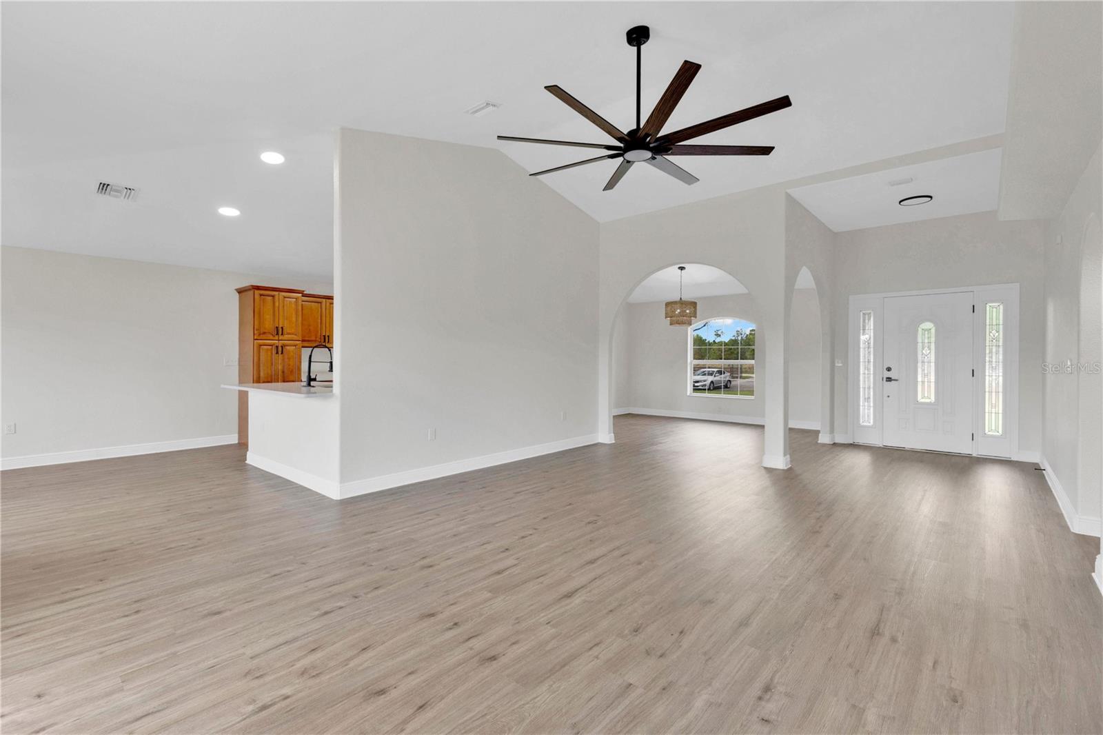 OAKRIDGE ESTATES - Residential