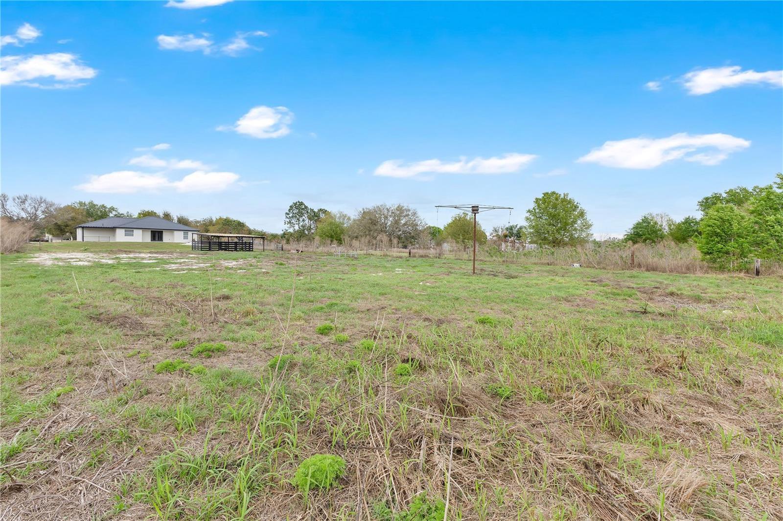 OAKRIDGE ESTATES - Residential