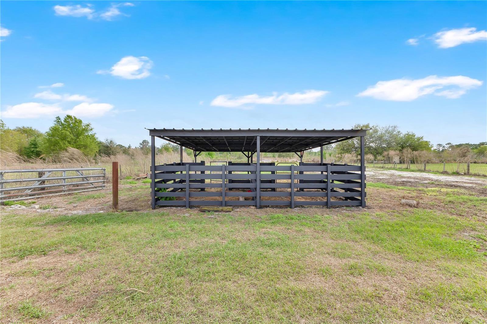 OAKRIDGE ESTATES - Residential