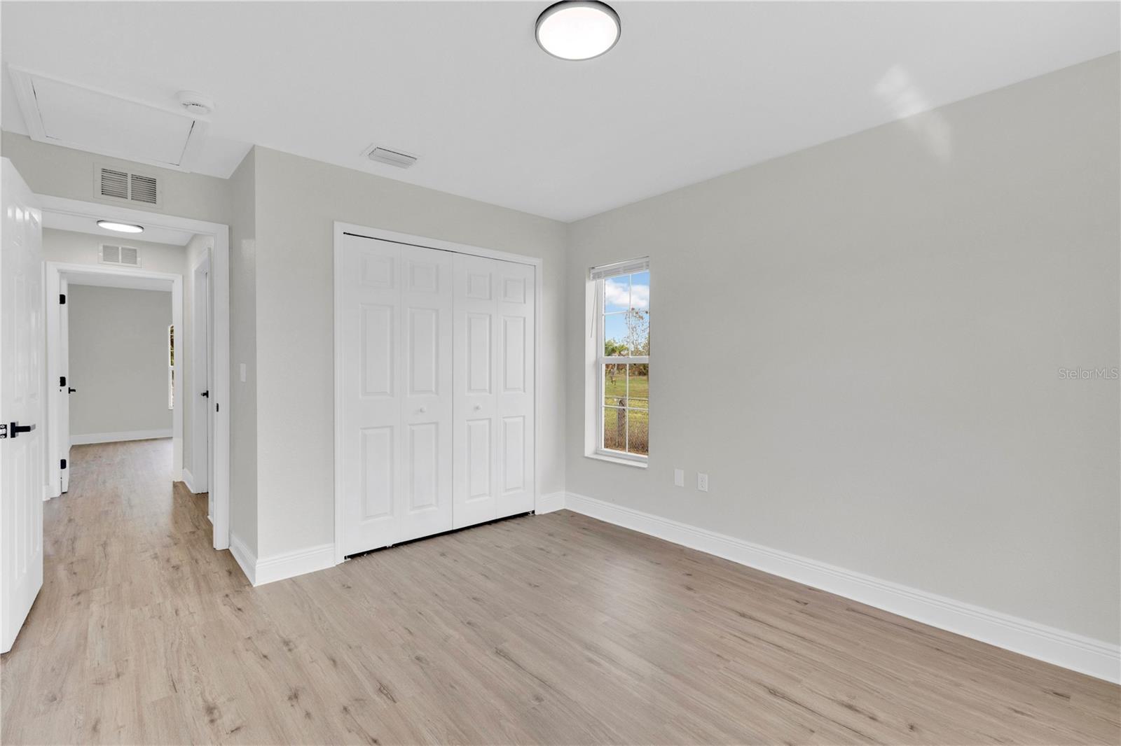 OAKRIDGE ESTATES - Residential