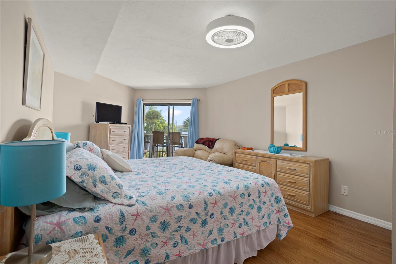 PIER FORTY 03 CONDO - Residential