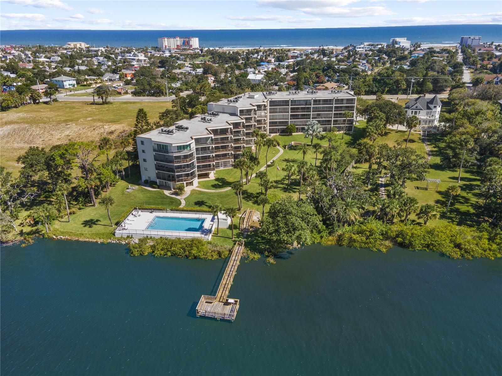 PIER FORTY 03 CONDO - Residential