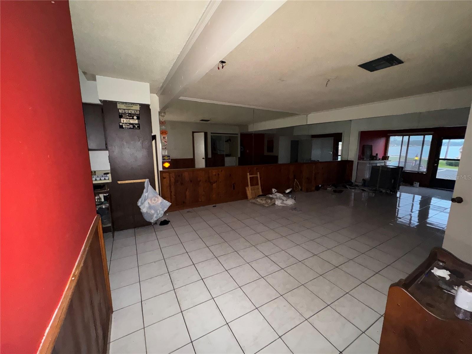 LOCH HARBOUR CONDO VILLAGE INC 21 - Residential