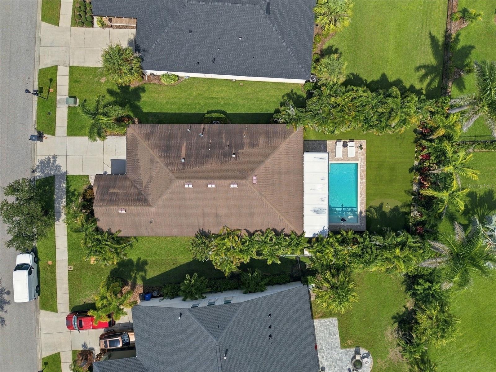 6805 PARK STRAND DRIVE