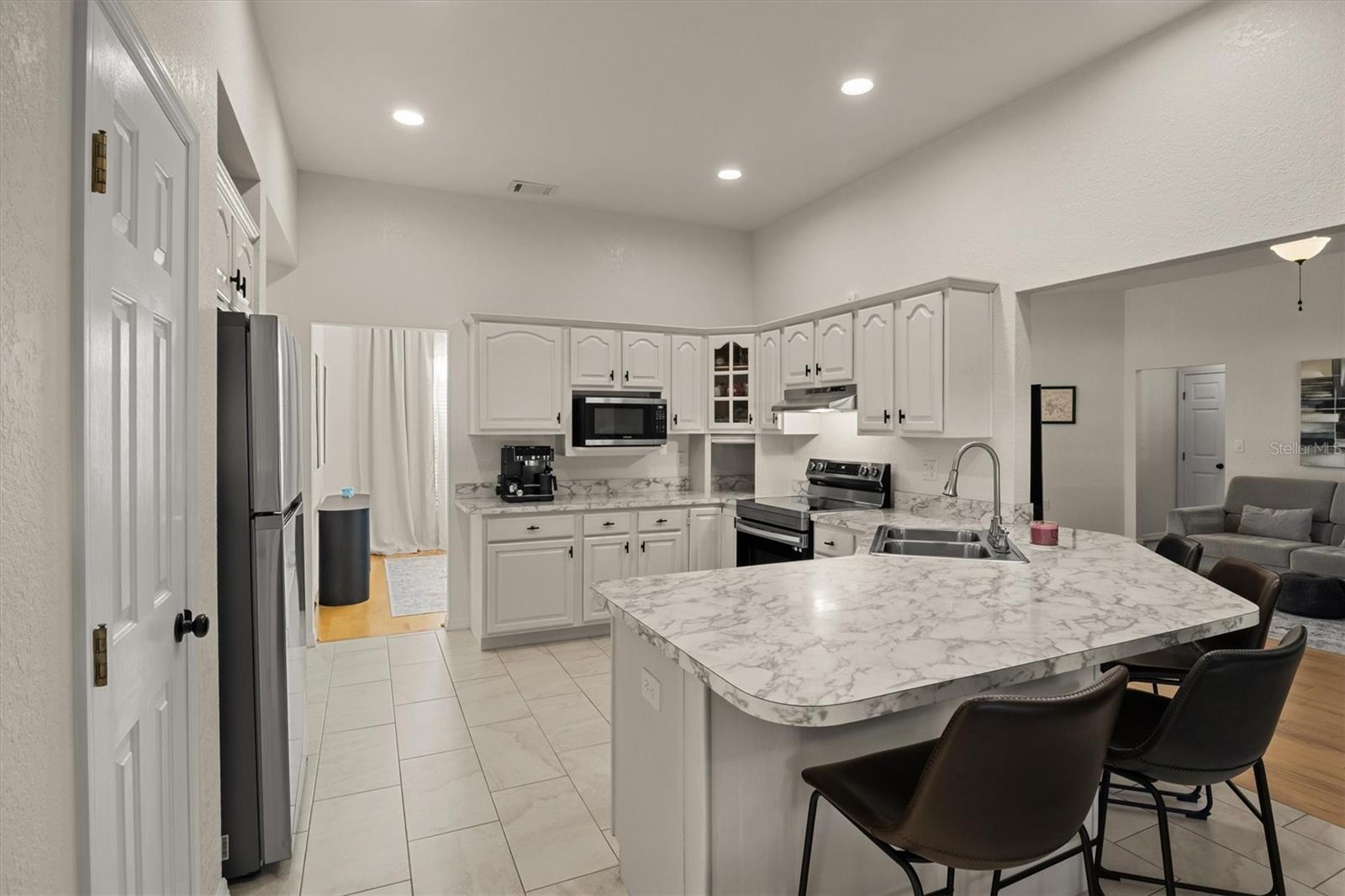 LAKE MARIAM HILLS REP - Residential