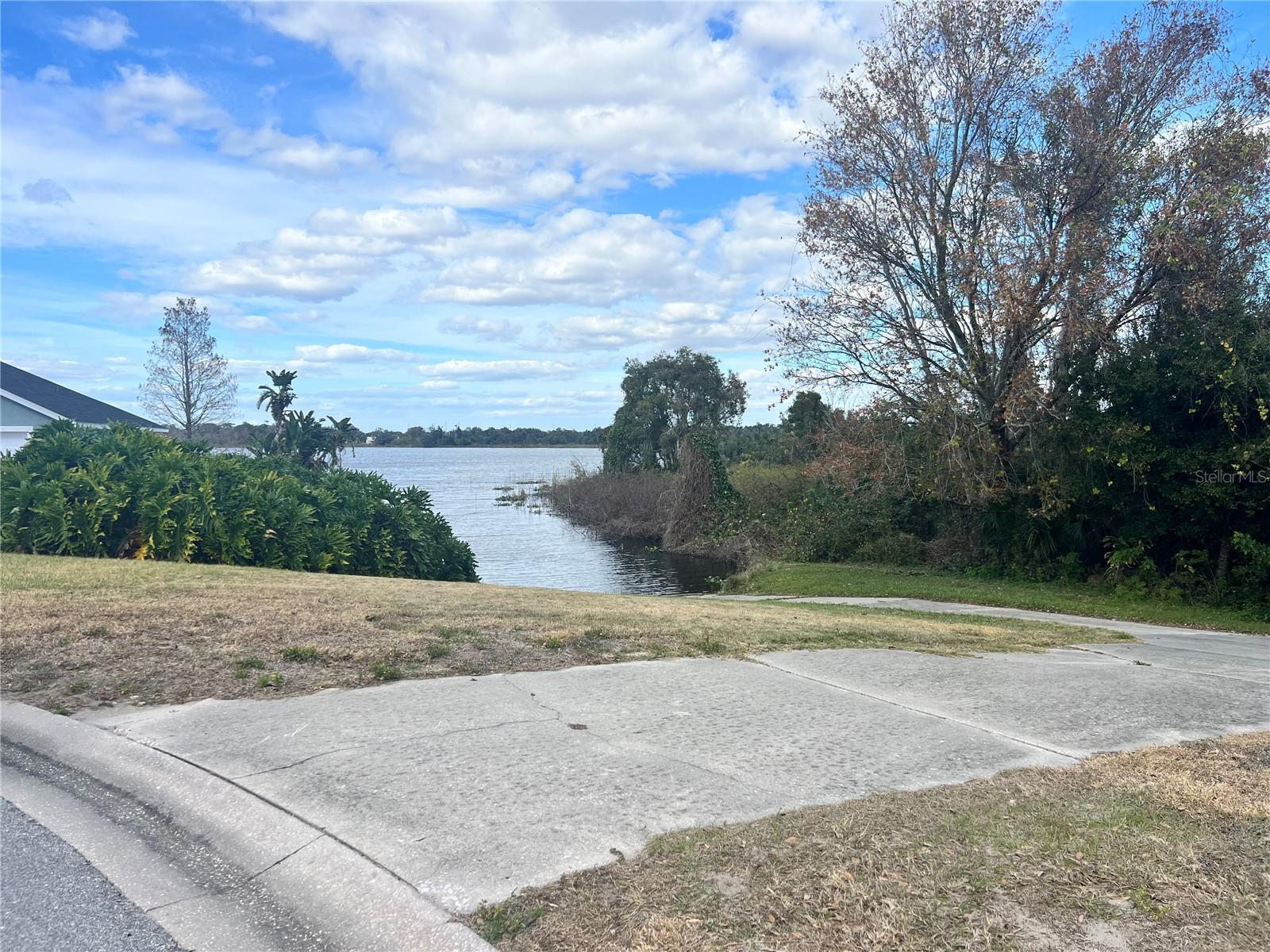 LAKE MARIAM HILLS REP - Residential