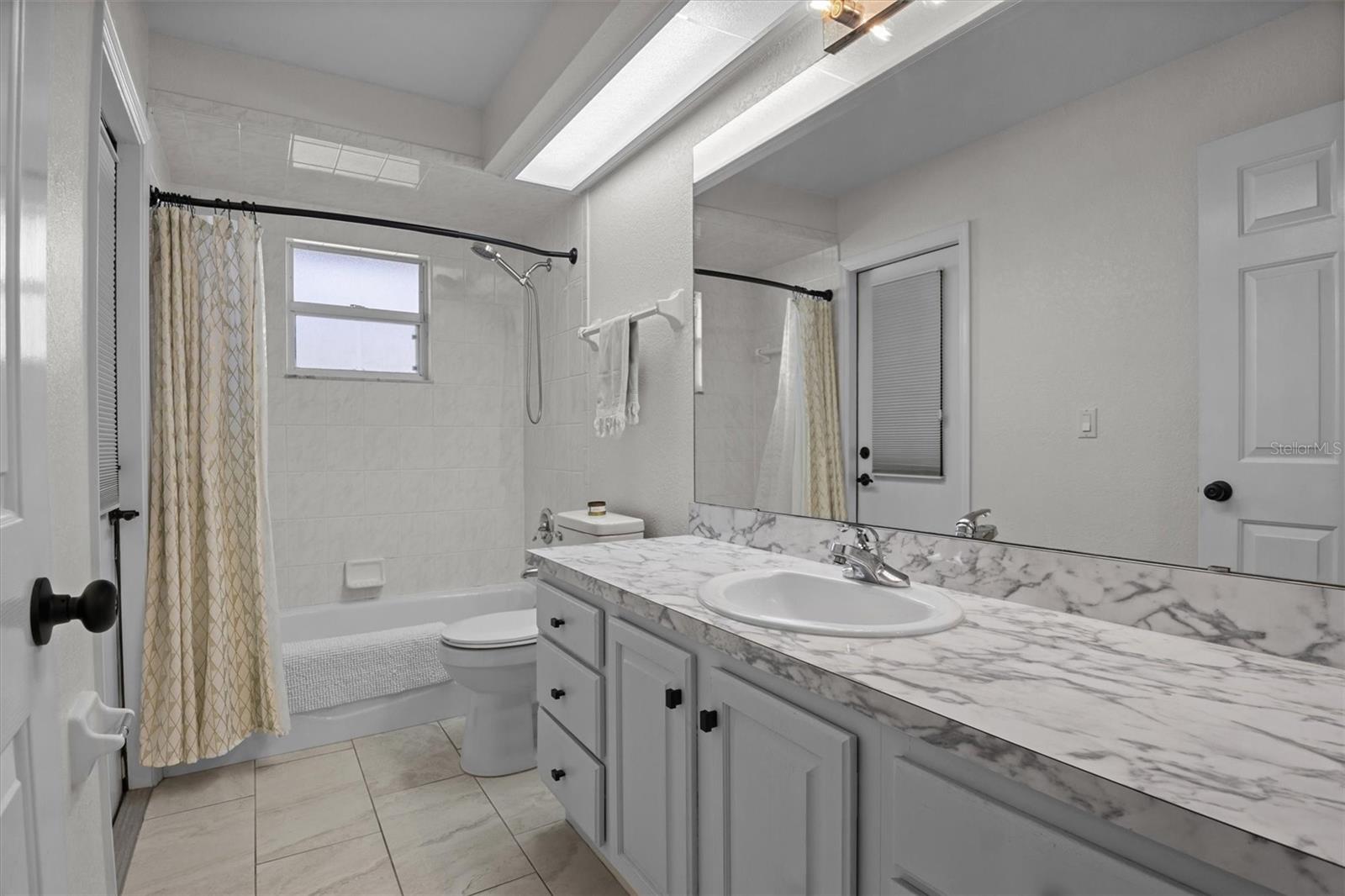 LAKE MARIAM HILLS REP - Residential