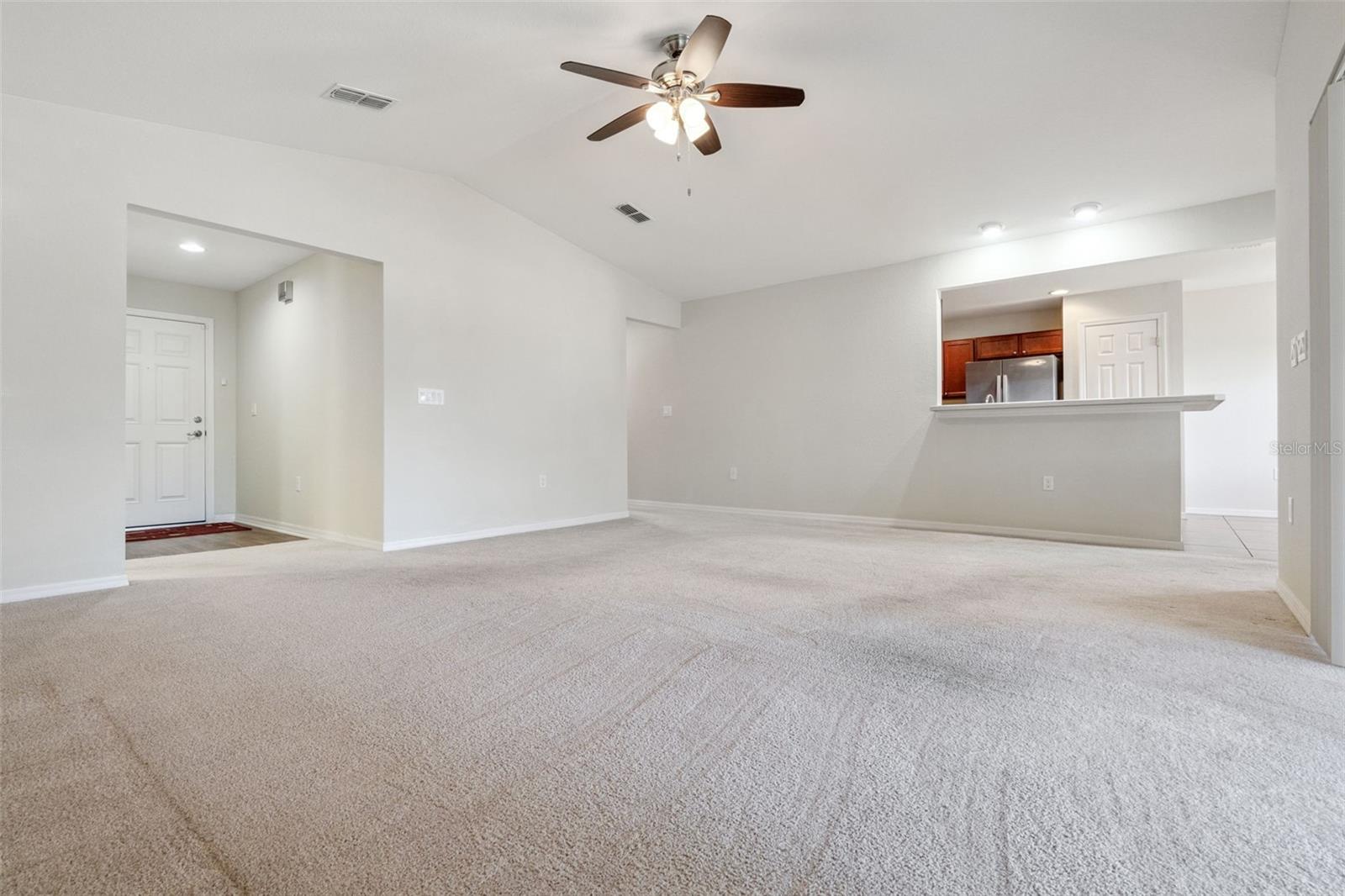 571 GREENSHANK DRIVE