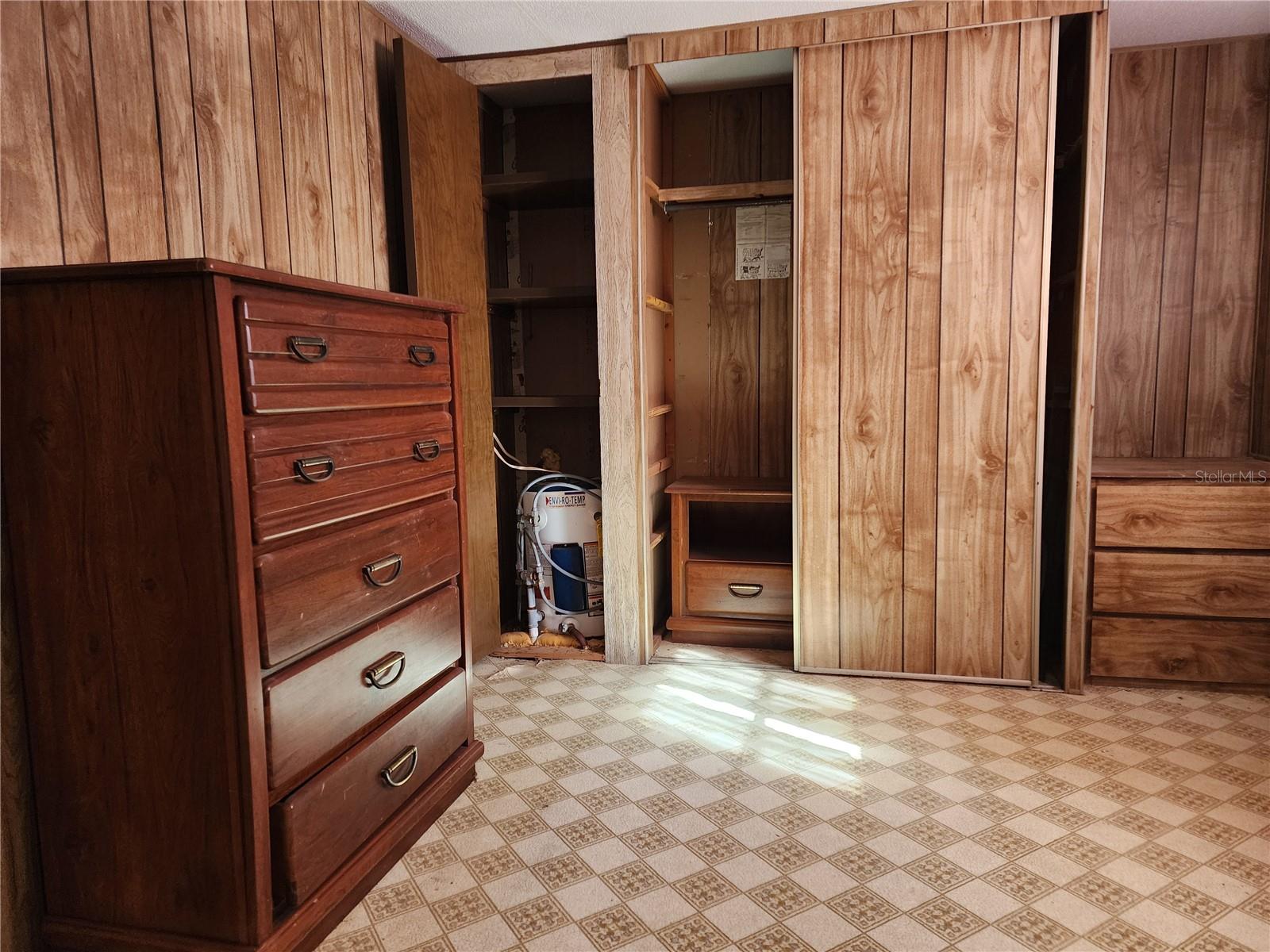 TRAILS END RETREAT UNREC - Residential