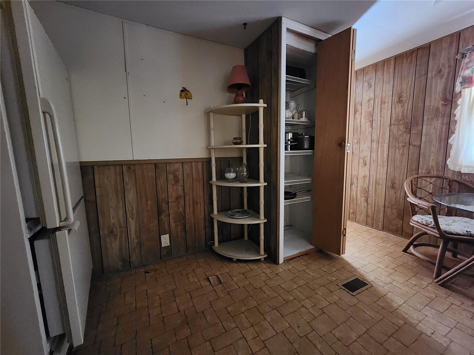 TRAILS END RETREAT UNREC - Residential