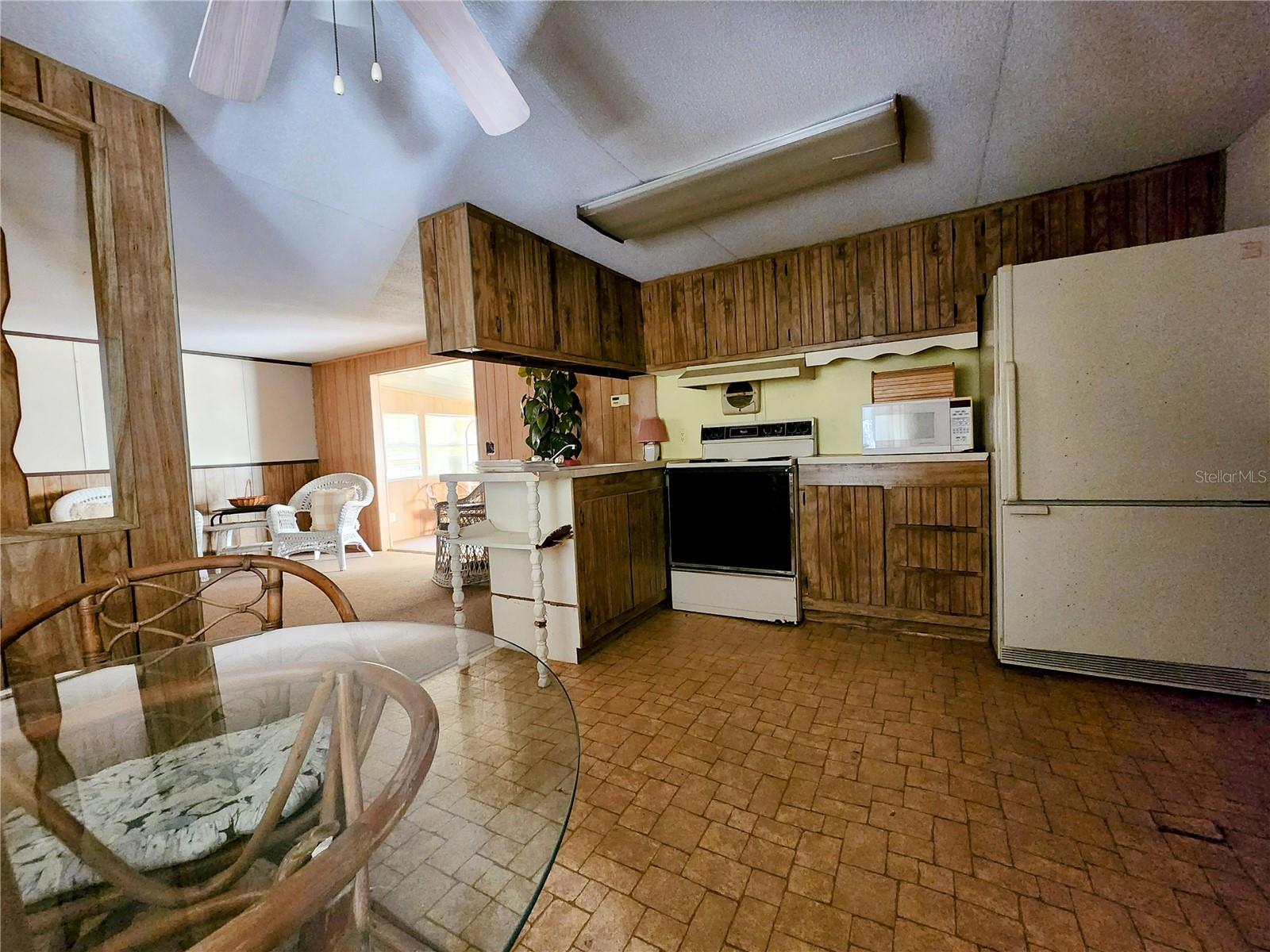 TRAILS END RETREAT UNREC - Residential