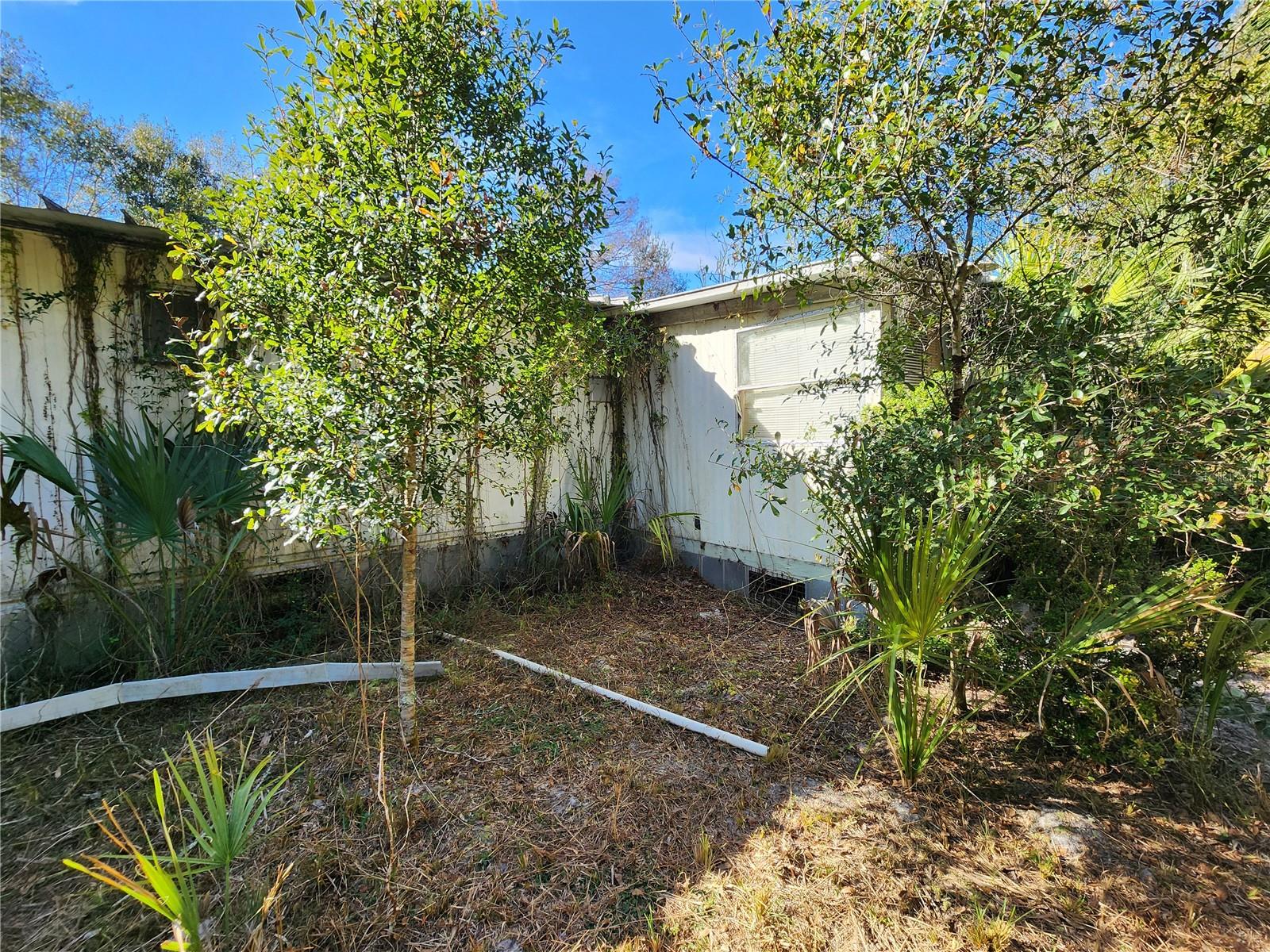 TRAILS END RETREAT UNREC - Residential