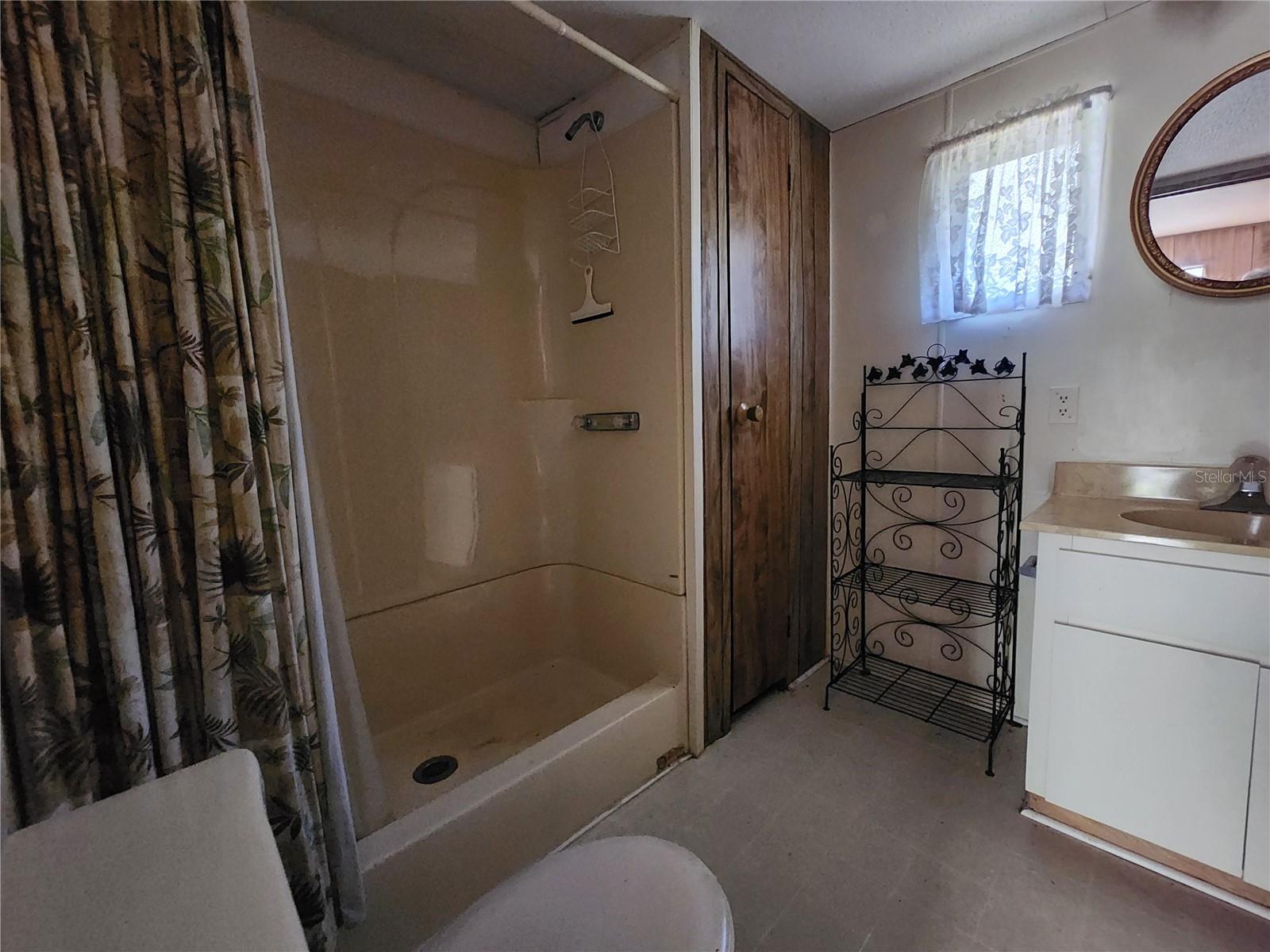 TRAILS END RETREAT UNREC - Residential