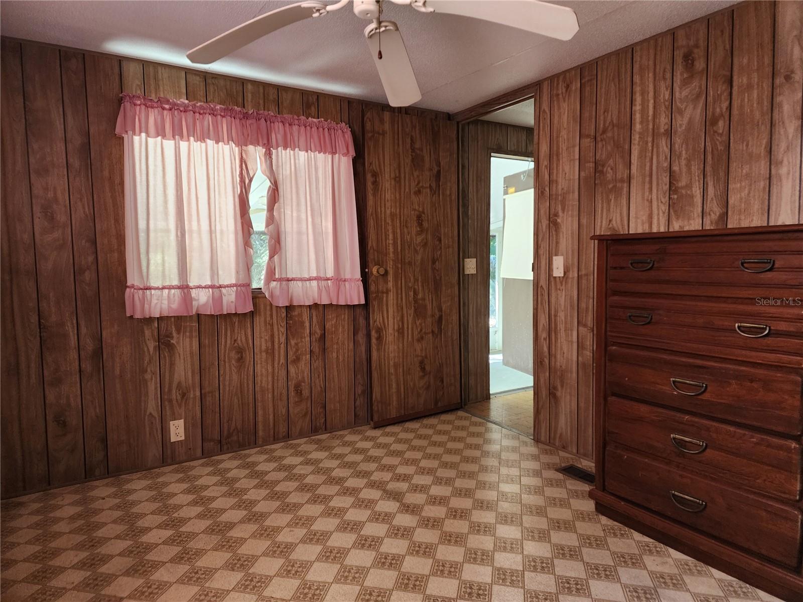 TRAILS END RETREAT UNREC - Residential