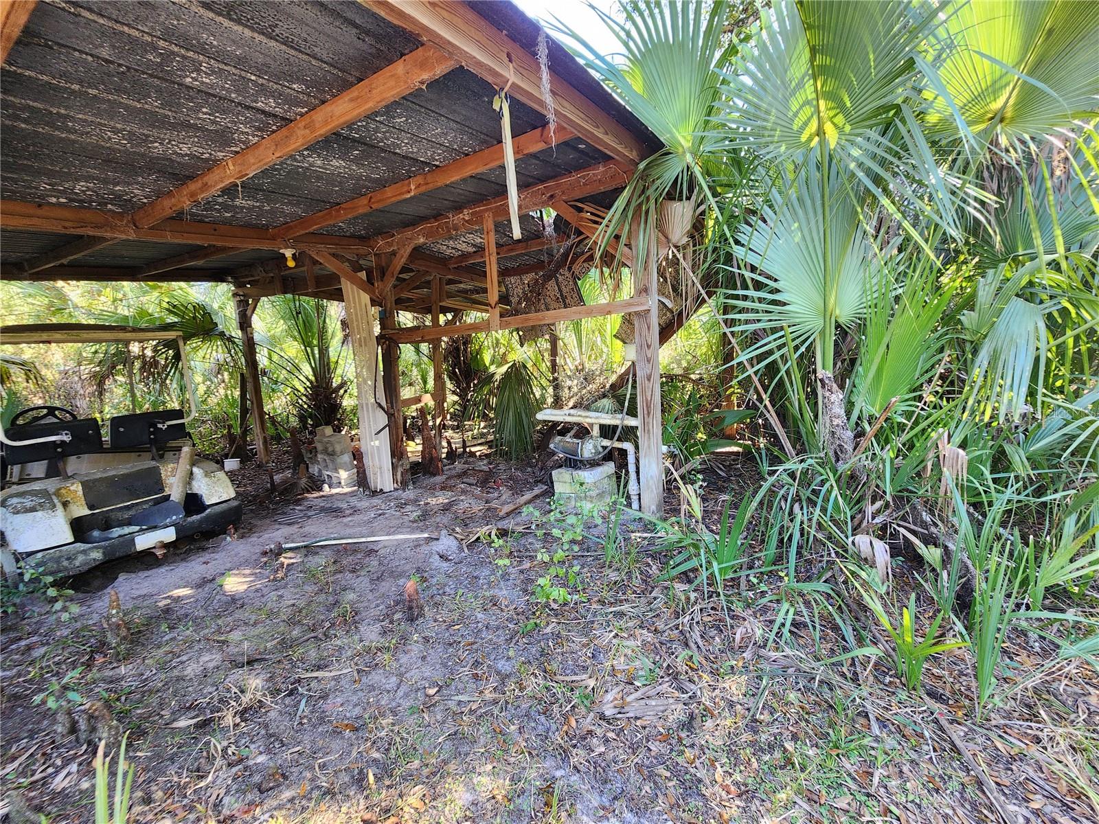 TRAILS END RETREAT UNREC - Residential