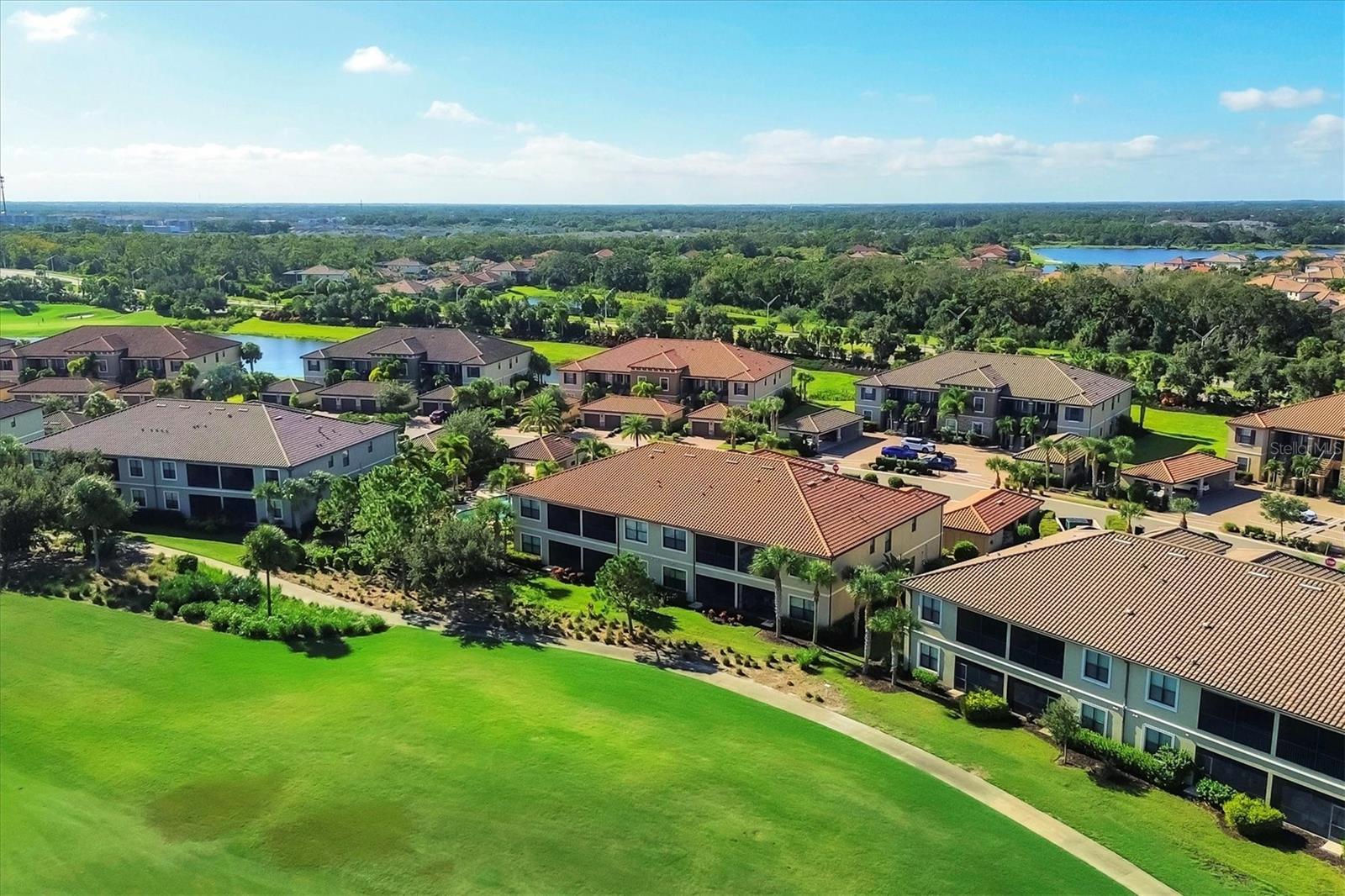 BACCIANO I/ESPLANADE LAKEWOOD - Residential