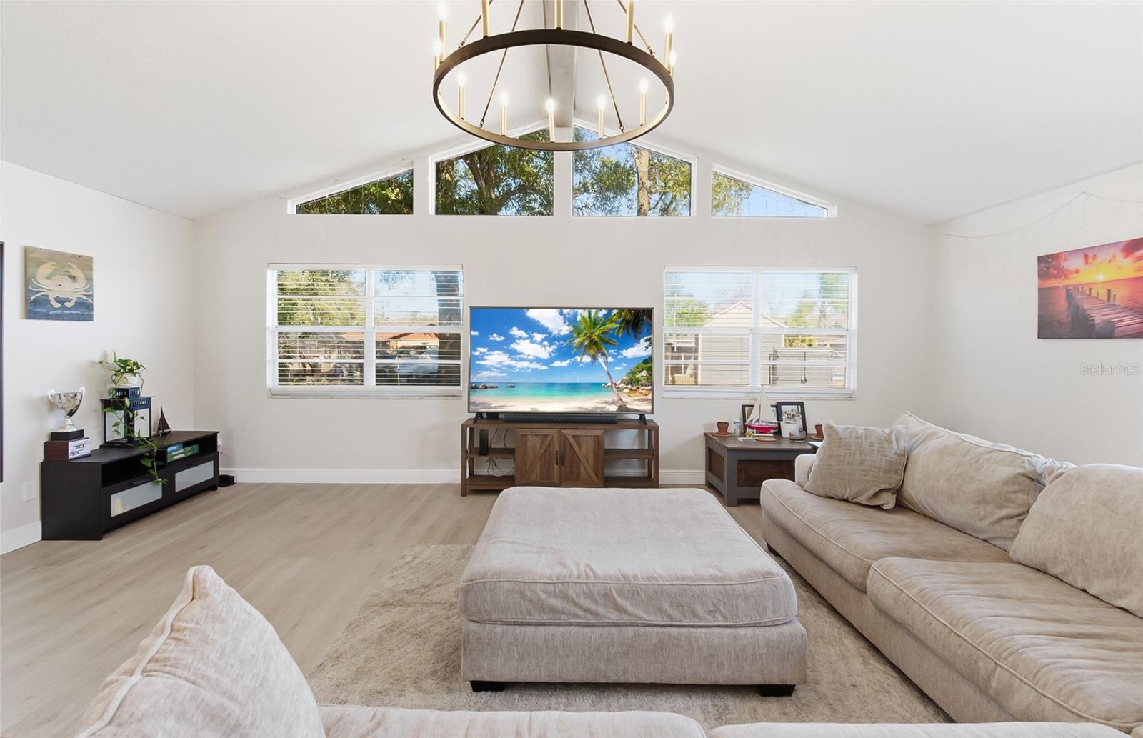 KINGSWAY DOWNS UNIT TWO - Residential