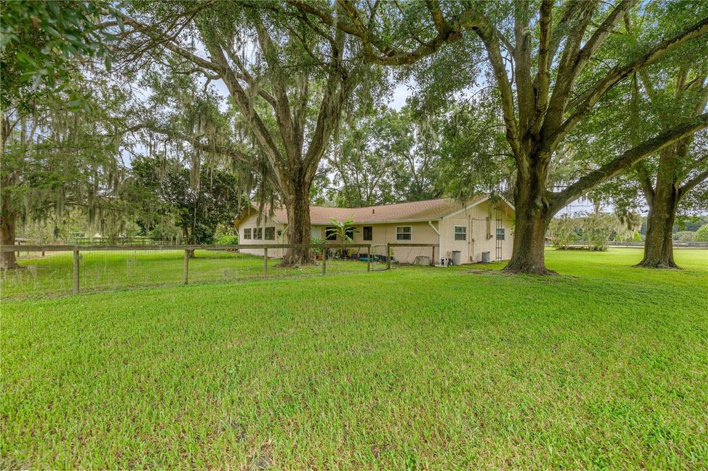 Photo of 14402 S Highway 475, Summerfield, FL 34491 (MLS # OM709312)
