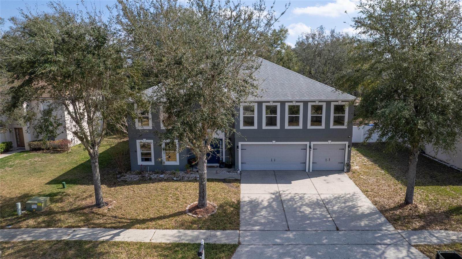1262 STONEWATER CIRCLE