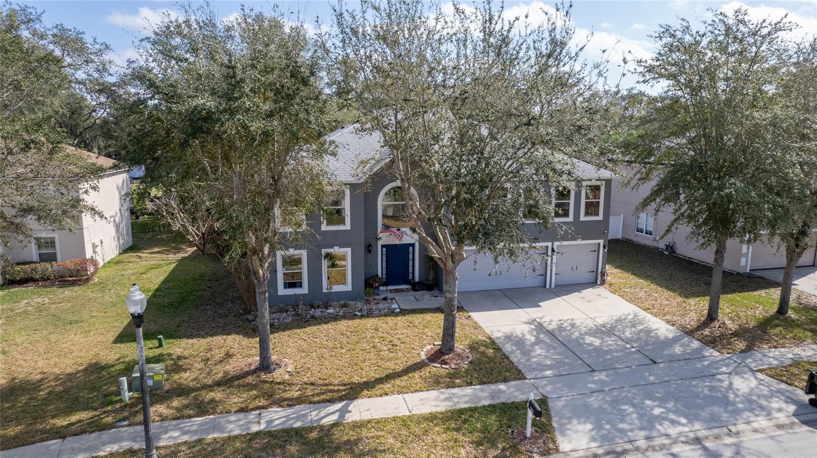 1262 STONEWATER CIRCLE