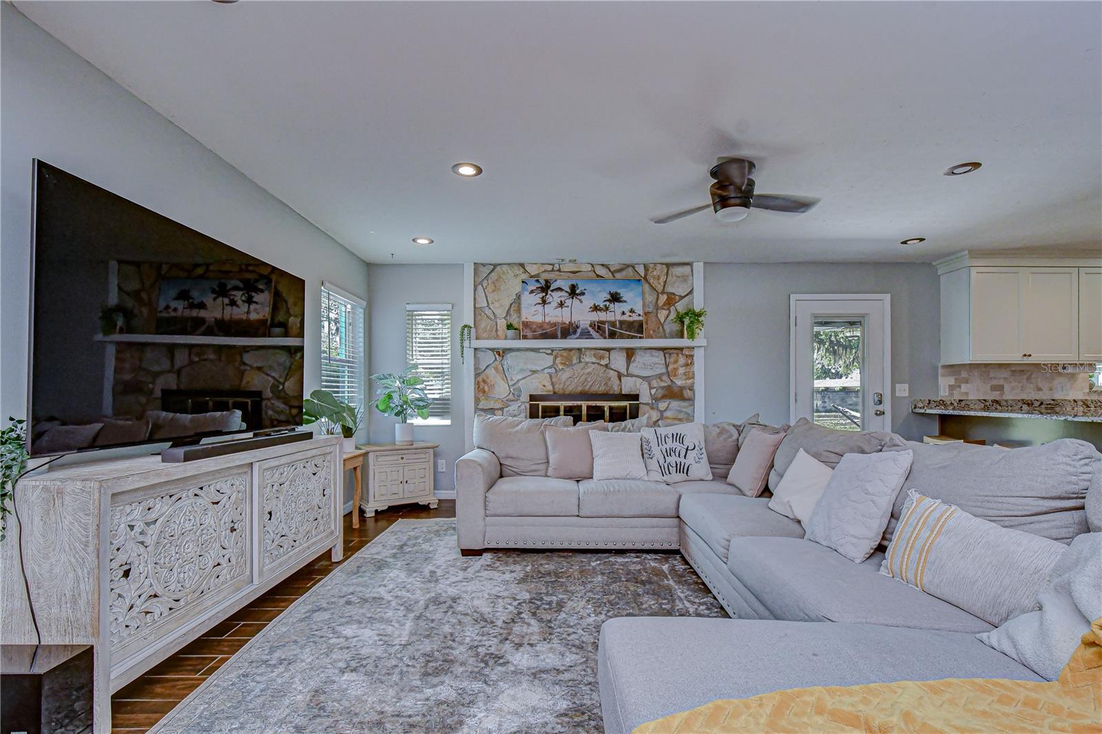WINCHESTER WOODS - Residential