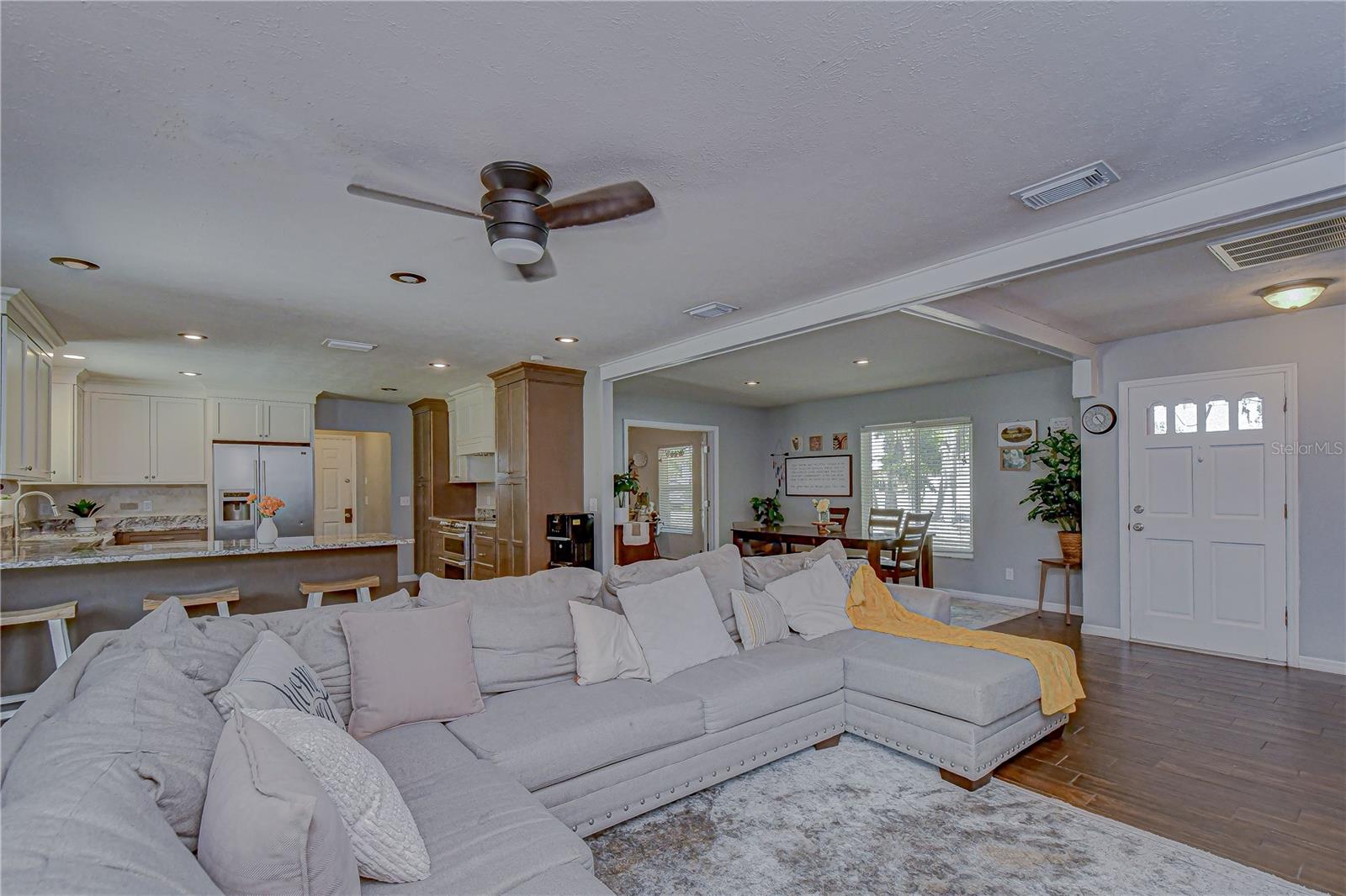 WINCHESTER WOODS - Residential