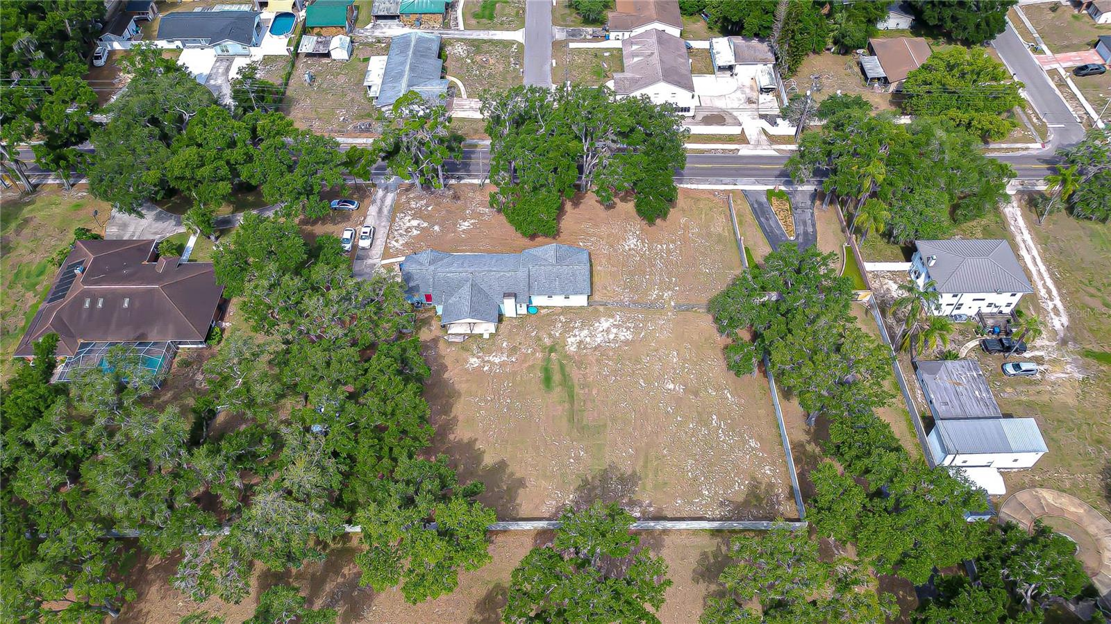 WINCHESTER WOODS - Residential