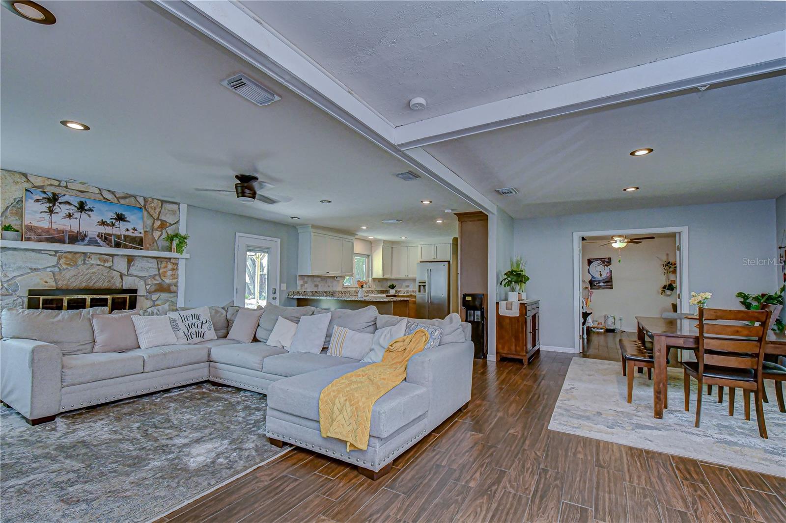 WINCHESTER WOODS - Residential