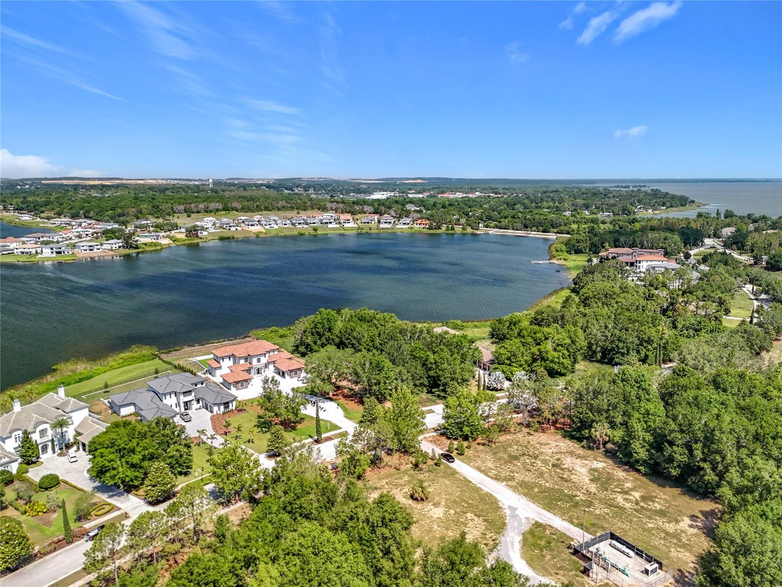 BELLA COLLINA SUB - Land