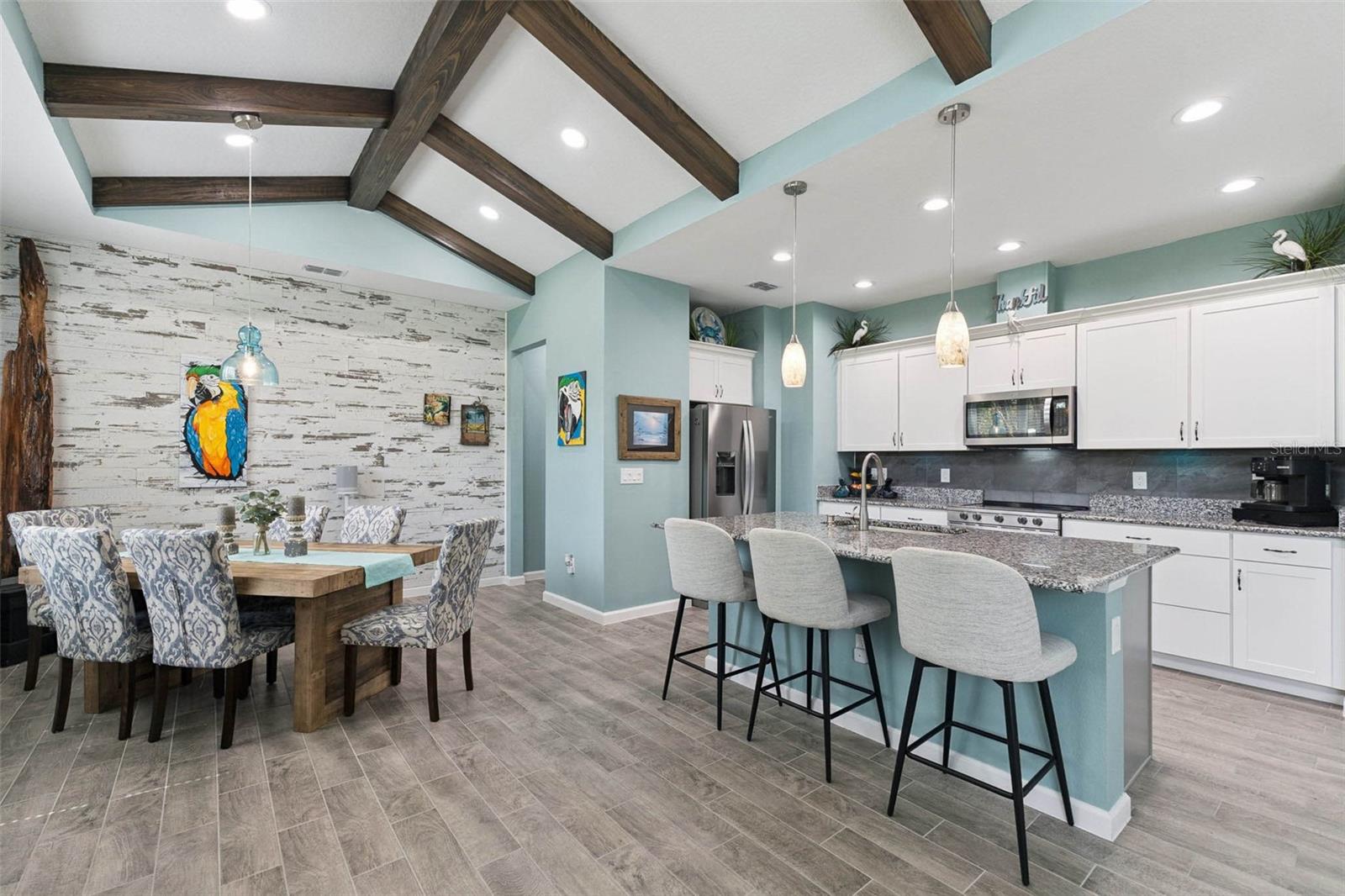 384 GYPSY PALACE LANE